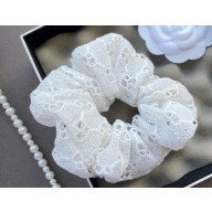 Gucci GG White Lace Scrunchie 2022