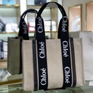 Chloe Medium Woody tote bag in linen canvas and shiny calfskin with Woody ribbon 01