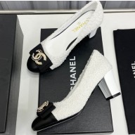 Chanel Heel 6cm Chain Crystal and Pearl CC Logo Pumps Tweed White 2023