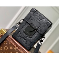Louis Vuitton Vertical Trunk Wearable Wallet M82070 Embossed Taurillon Monogram cowhide leather Black