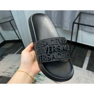 Versace Logo Lettering Rubber pool Slides Black 2023