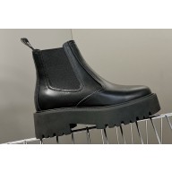 Celine Chelsea Boots In Calfskin Black 2023