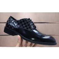 Louis Vuitton Men's Lace-up Derby Shoes 12 2023