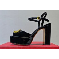 Valentino Heel 11cm Platform 3cm Vlogo sandals in Patent leather Black
