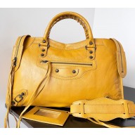 Balenciaga Classic City Large Handbag in Arena calfskin Yellow