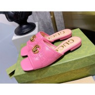 Gucci Women's GG matelassé slide sandal pink 2022