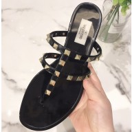 Cheap Sale Valentino Rubber Rockstud Thong Flat Sandals Black