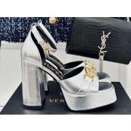 Versace Heel 12cm Platform 4cm Platform Medusa Buckle Sandals Metallic Silver 2024