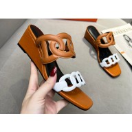 Cheap Sale Hermes Figari 55 sandals Brown/White with Chaine d'Ancre straps