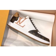 Louis Vuitton Men's Rivoli Sneakers 44