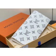 Louis Vuitton Monogram Shadow calfskin leather Brazza Wallet White/Navy 2024