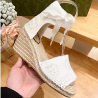 Gucci Women's Interlocking G espadrille 771779 in Canvas White 2024