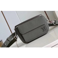 Louis Vuitton Cowhide leather Pilot Wearable Wallet Bag M83560 Kaki 2024