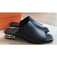Hermes Heel 2.5cm Iconique sandals with iconic Chaine d'Ancre heel in Nappa leather Black 2024