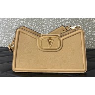 Valentino VLogo Leather shoulder bag in grainy calfskin Beige 2024