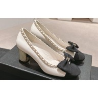 Chanel Chain Around and Bow Pumps Leather/Grosgrain White 2024