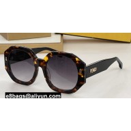Fendi Sunglasses FE40045 02 2024