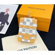 Louis Vuitton Monogram Craggy Trunk Key Holder and Bag Charm M69483 01