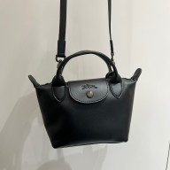 Longchamp Le Pliage Xtra XS handbag IN CALFSKIN BLACK 2023