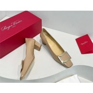 Roger Vivier Belle Vivier Metal Buckle Pumps in Patent Leather NUDE 2023