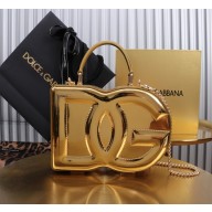 Dolce & Gabbana Logo box handbag in patent leather gold 2024