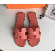 Hermes Oran Flat slippers in epsom leather lobster pink with brown piping