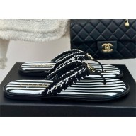 Chanel Crochet & Lambskin Thongs G45596 white/black 2024