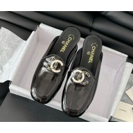 Chanel  Women's patent calfskin mules with CClogo black  2025