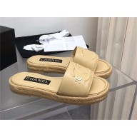 Chanel CC LOGO CALFSKIN MULES G39778 apricot 2023
