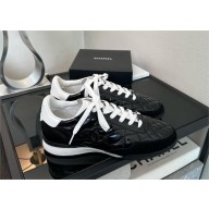 chanel black Calfskin & Suede Calfskin sneakers G45335 2023