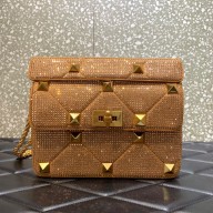 VALENTINO MEDIUM ROMAN STUD THE SHOULDER BAG WITH CHAIN AND SPARKLING EMBROIDERY caramel 2022