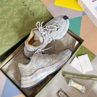 Gucci Women/Men GG print Run sneakers 725612 03 2023