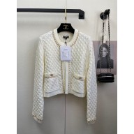 chanel wool cardigan with chain white 2023