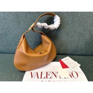 VALENTINO LOGO HOBO BAG IN SHEEPSKIN TAN 2024