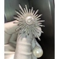 Chanel Brooch 48
