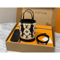 louis vuitton By The Pool nano bucket bag M82418 2023