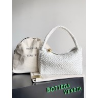 bottga veneta Tosca Shoulder Bag white 2024