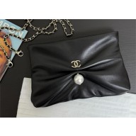 chanel black Shiny Lambskin large clutch AP4614 2025