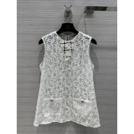 CHANEL WHITE LACE VEST 2023