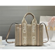Chloe small woody tote bag in linen gray 2025