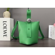 loewe mini Pebble Bucket bag in soft grained calfskin green 2025