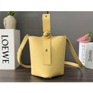 loewe mini Pebble Bucket bag in smooth calfskin dark butter 2025