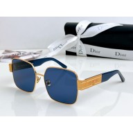 DIOR SIGNATURE S4U SUNGLASSES 02 2024