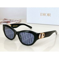 DIOR 30Montaigne B5U SUNGLASSES 03 2024