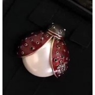 Chanel pearly brooch white/red 2018