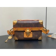 LOUIS VUITTON Soul Trunk in Monogram canvas M11535 2024 