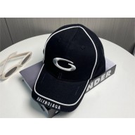 BALENCIAGA Men's Loop Sports Icon Cap in Black/white 2025