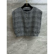 Chanel Glittered Wool Tweed Black, Gray & White VEST P77759 2024