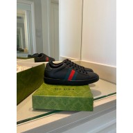 Gucci lover's Ace sneaker black 387993 2021