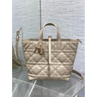 Dior medium Toujours Vertical Tote Bag in Powder Beige Macrocannage Calfskin 2025